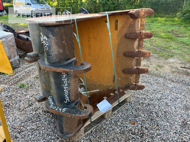 Komponenten TL1500 CW30S ex 320F - Ekskavatora kauss: foto 1 Komponenten TL1500 CW30S ex 320F - Ekskavatora kauss: foto 1