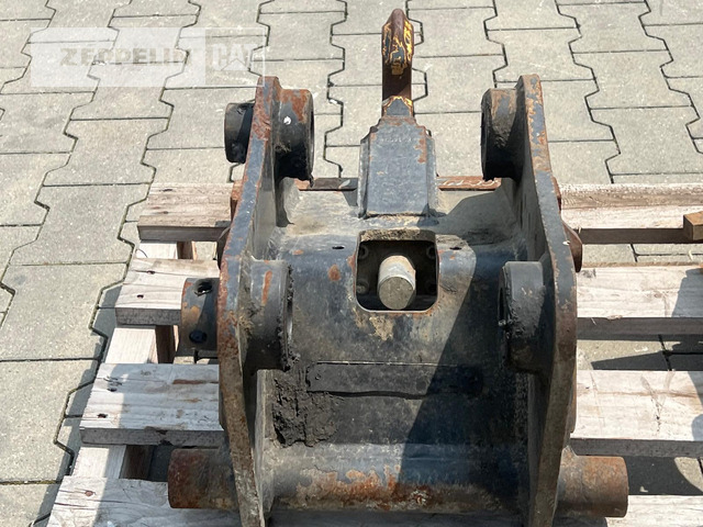 Sonstiges Schnellwechsler CW10 - Ātrā sakabe - Celtniecības tehnika: foto 3 Sonstiges Schnellwechsler CW10 - Ātrā sakabe - Celtniecības tehnika: foto 3