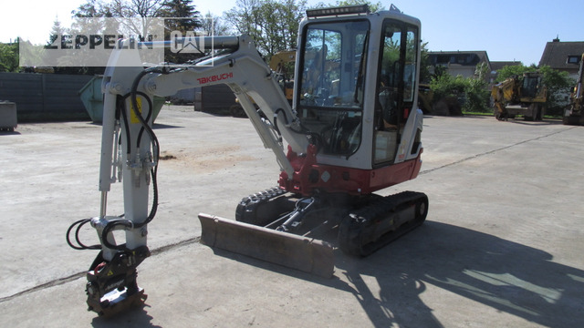 Takeuchi, Japan TB225 - Mini-ekskavators: foto 4 Takeuchi, Japan TB225 - Mini-ekskavators: foto 4