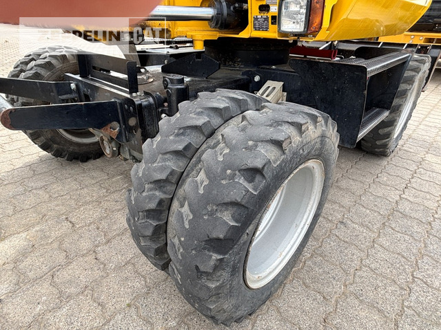 Riteņu ekskavators Wacker ZM110: foto 11