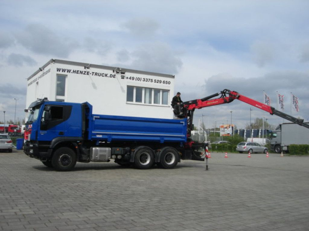 Iveco TRACKER 260T50 6x4 3-Achs Kipper Heckkran Espilo - Kravas auto ar manipulatoru: foto 3 Iveco TRACKER 260T50 6x4 3-Achs Kipper Heckkran Espilo - Kravas auto ar manipulatoru: foto 3