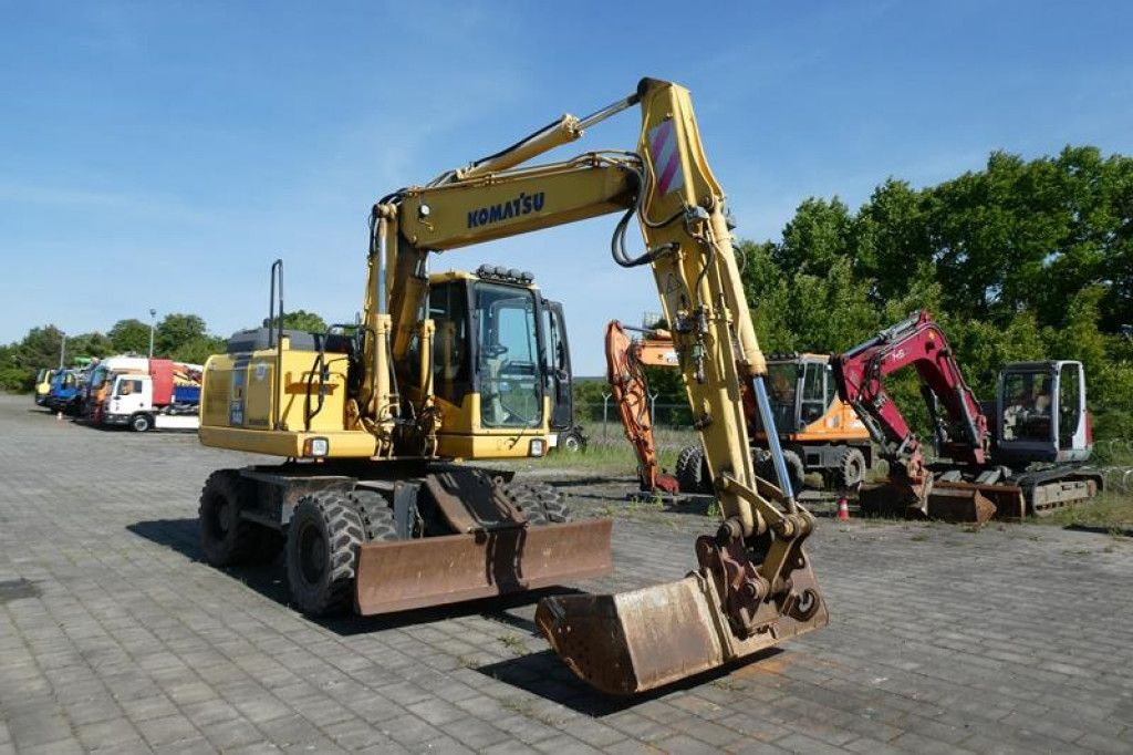 Komatsu Mobilbagger PW140-7 Mobilbagger - Riteņu ekskavators: foto 1 Komatsu Mobilbagger PW140-7 Mobilbagger - Riteņu ekskavators: foto 1