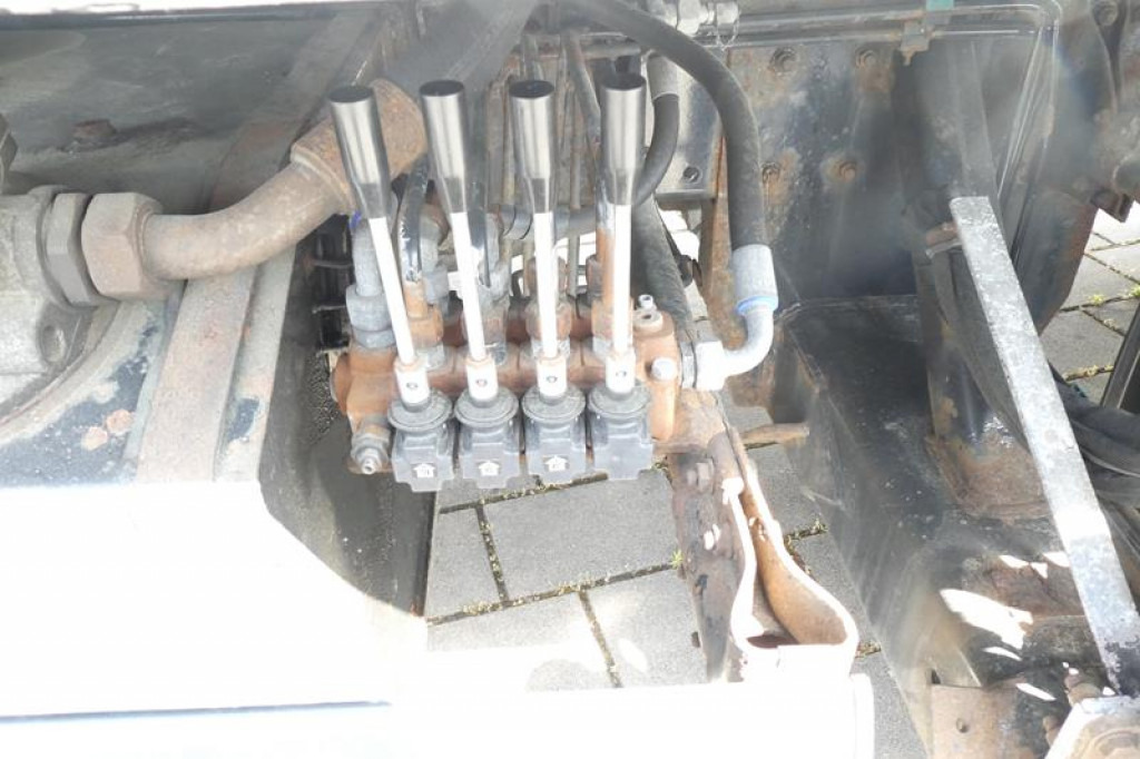 MAN TG-S 26.440 6x4 Pritsche Heckkran PK 27002+Funk - Bortu kravas automašīna/ Platforma, Kravas auto ar manipulatoru: foto 5 MAN TG-S 26.440 6x4 Pritsche Heckkran PK 27002+Funk - Bortu kravas automašīna/ Platforma, Kravas auto ar manipulatoru: foto 5