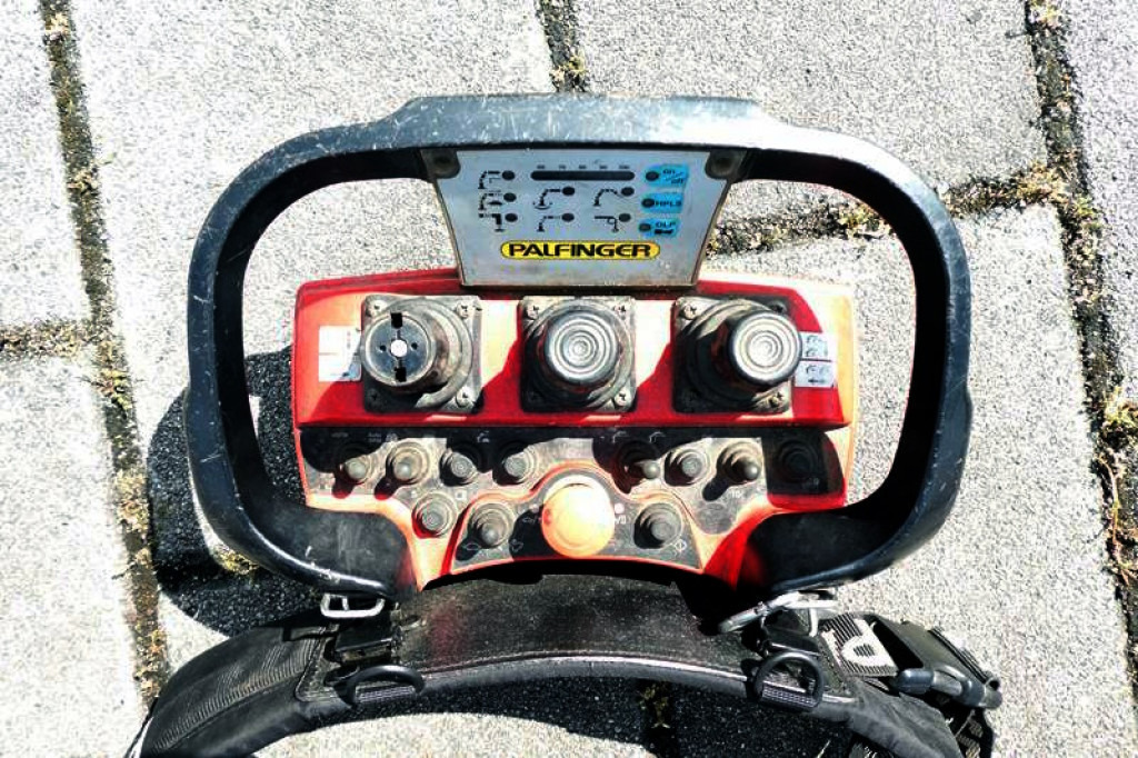 MAN TG-S 26.440 6x4 Pritsche Heckkran PK 27002+Funk - Bortu kravas automašīna/ Platforma, Kravas auto ar manipulatoru: foto 3 MAN TG-S 26.440 6x4 Pritsche Heckkran PK 27002+Funk - Bortu kravas automašīna/ Platforma, Kravas auto ar manipulatoru: foto 3