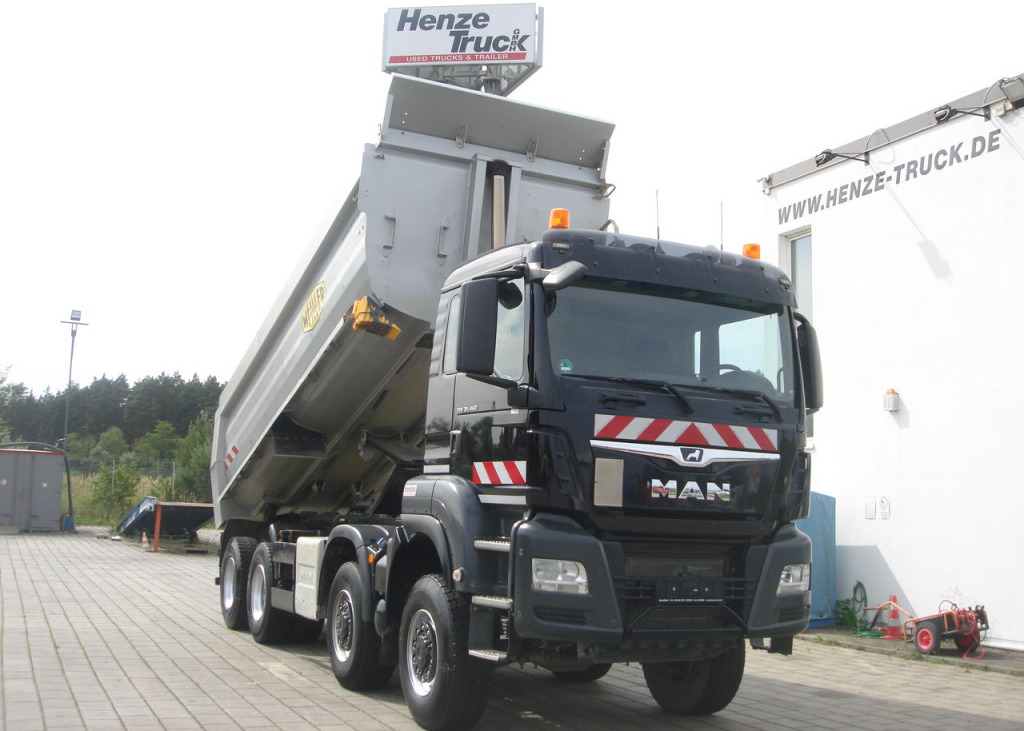 MAN TG-S 35.460 8x6 4 Achs Muldenkipper Meiller 18m³ - Bezceļu pašizgāzējs: foto 1 MAN TG-S 35.460 8x6 4 Achs Muldenkipper Meiller 18m³ - Bezceļu pašizgāzējs: foto 1