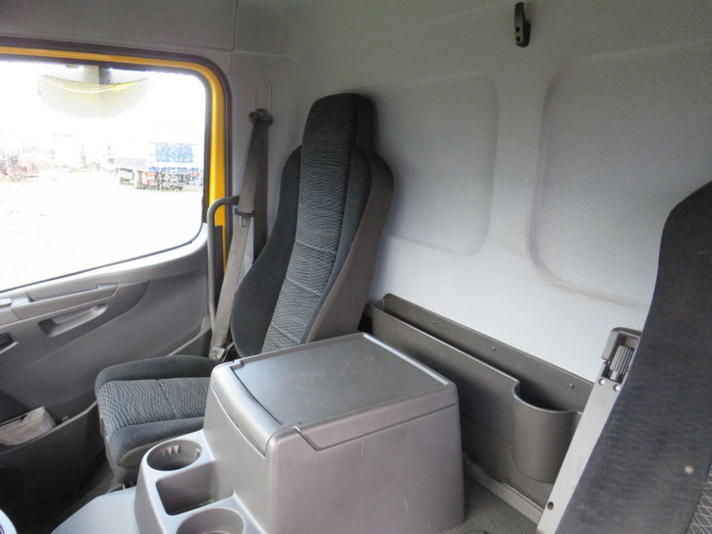 MERCEDES-BENZ Atego 1224 L Pritsche LBW - Kravas automašīna ar tentu: foto 2 MERCEDES-BENZ Atego 1224 L Pritsche LBW - Kravas automašīna ar tentu: foto 2