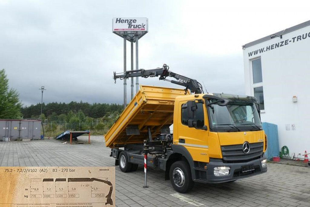 Mercedes-Benz Atego 1224 K 2-Achs Kipper Kran 2x Hdr Ausschub - Kravas automašīna pašizgāzējs, Kravas auto ar manipulatoru: foto 1 Mercedes-Benz Atego 1224 K 2-Achs Kipper Kran 2x Hdr Ausschub - Kravas automašīna pašizgāzējs, Kravas auto ar manipulatoru: foto 1