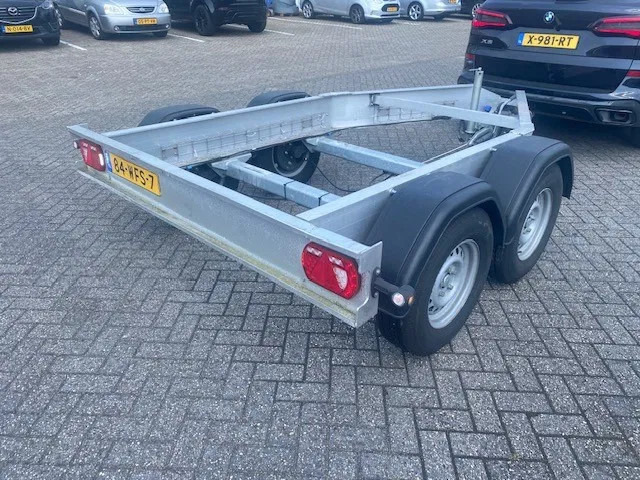 Diversen Bolle . 2 asser aanhangwagen voor kogelkoppeling 3500 kg - Piekabe šasija: foto 3 Diversen Bolle . 2 asser aanhangwagen voor kogelkoppeling 3500 kg - Piekabe šasija: foto 3
