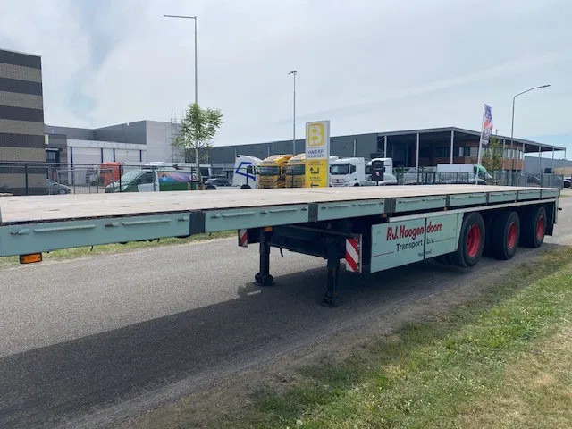 Floor open oplegger ,stuurassen, uitschuifbaar 20 mtr met stalen bodem/frame. kranenprofiel. - Bortu puspiekabe/ Platforma: foto 5 Floor open oplegger ,stuurassen, uitschuifbaar 20 mtr met stalen bodem/frame. kranenprofiel. - Bortu puspiekabe/ Platforma: foto 5