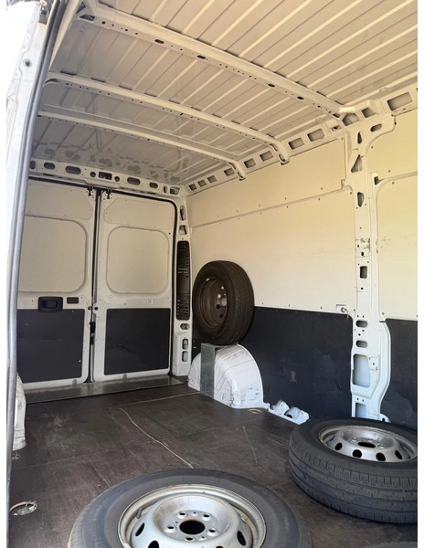 Opel Movano 2.2 diesel lang en hoog met laadklep, motor problemen... - Kravas mikroautobuss: foto 5 Opel Movano 2.2 diesel lang en hoog met laadklep, motor problemen... - Kravas mikroautobuss: foto 5