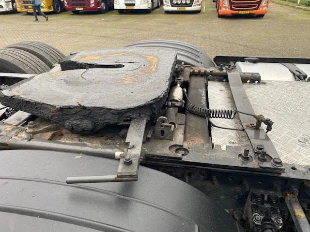 Volvo FH 16 6x2 sleepas trekker ,DL ,750 pk, XL cabine , schuifschotel . - Vilcējs: foto 5 Volvo FH 16 6x2 sleepas trekker ,DL ,750 pk, XL cabine , schuifschotel . - Vilcējs: foto 5