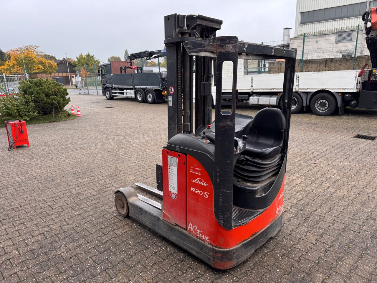 Linde R 20 S Active 5.40 höhe 2t - Bīdmasta krautņotājs: foto 1 Linde R 20 S Active 5.40 höhe 2t - Bīdmasta krautņotājs: foto 1