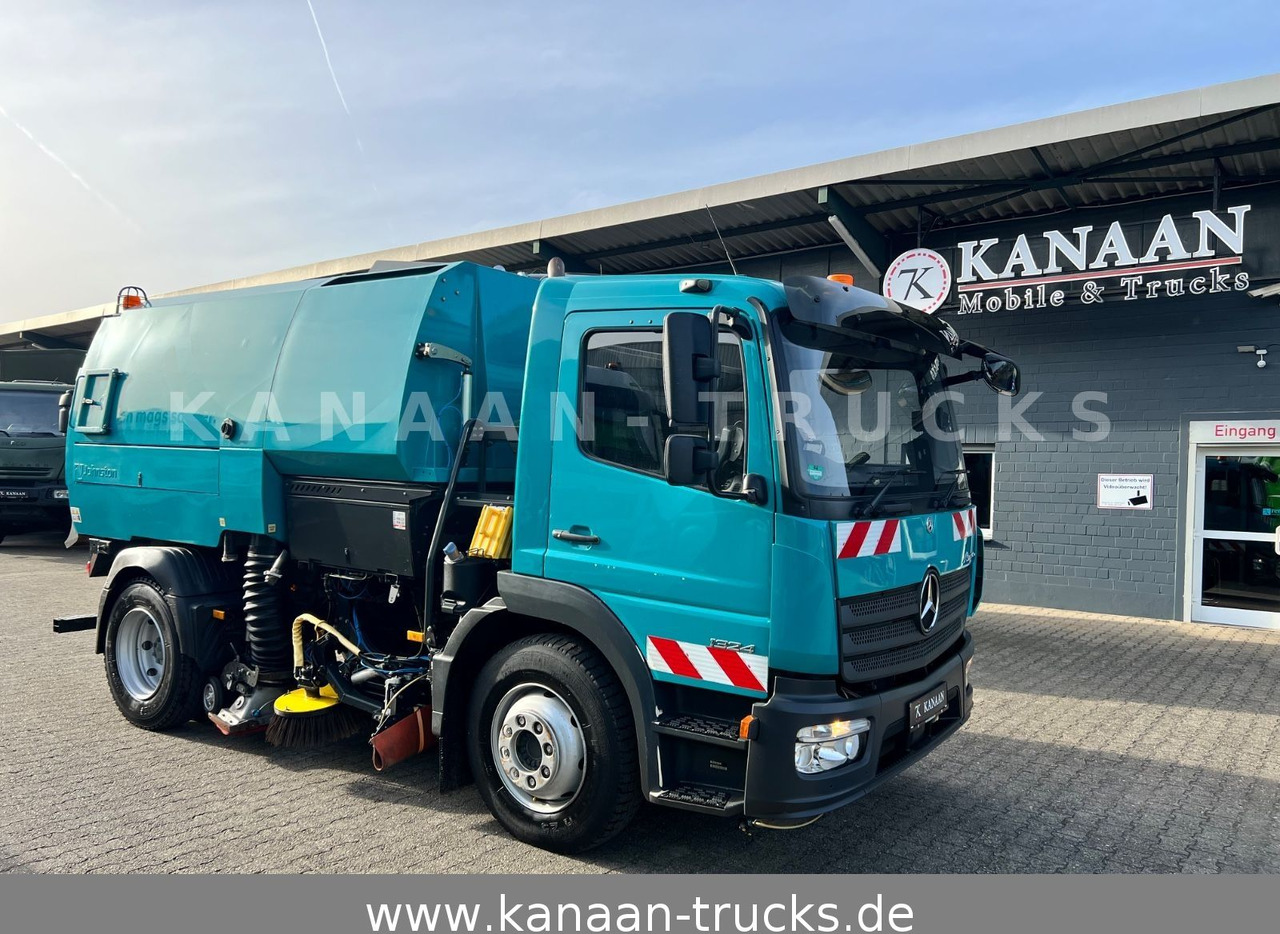 Mercedes-Benz 1324 Atego Johnston VT652 120TKM Euro6b - Ielu tīrīšanas mašīna: foto 1 Mercedes-Benz 1324 Atego Johnston VT652 120TKM Euro6b - Ielu tīrīšanas mašīna: foto 1
