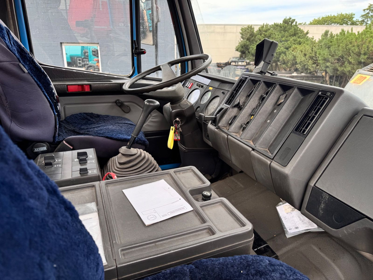 Kravas auto ar manipulatoru Mercedes-Benz 1417 AK Allrad Palfinger Montagekran 17,7m 64TKM: foto 11