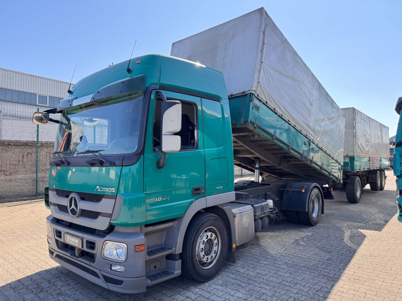 Mercedes-Benz 1844 Actros MP3 3-SeitenKipper Getreide Pritsche - Kravas automašīna pašizgāzējs: foto 3 Mercedes-Benz 1844 Actros MP3 3-SeitenKipper Getreide Pritsche - Kravas automašīna pašizgāzējs: foto 3