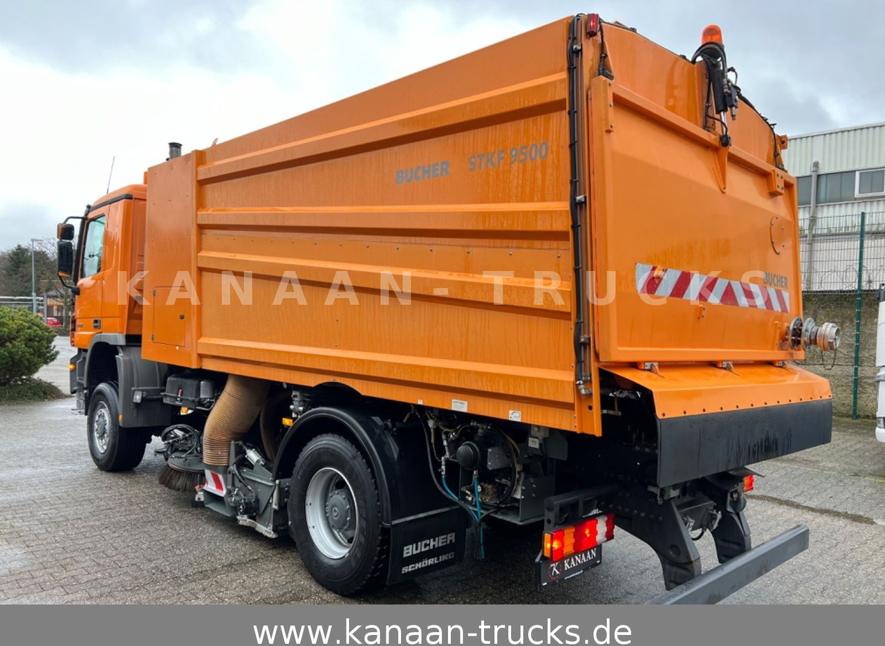 Mercedes-Benz 2032 Actros 4x4 Bucher STKF 9500 AIRPORT KLIMA - Ielu tīrīšanas mašīna: foto 4 Mercedes-Benz 2032 Actros 4x4 Bucher STKF 9500 AIRPORT KLIMA - Ielu tīrīšanas mašīna: foto 4