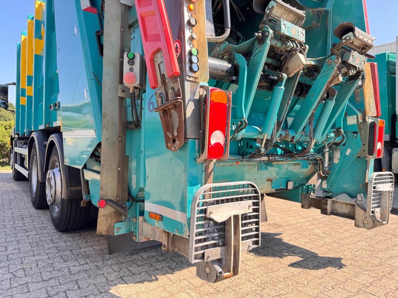 Atkritumu vedējs Mercedes-Benz 2533 Antos Müllwagen Zöller ATM bei 90Tkm: foto 12