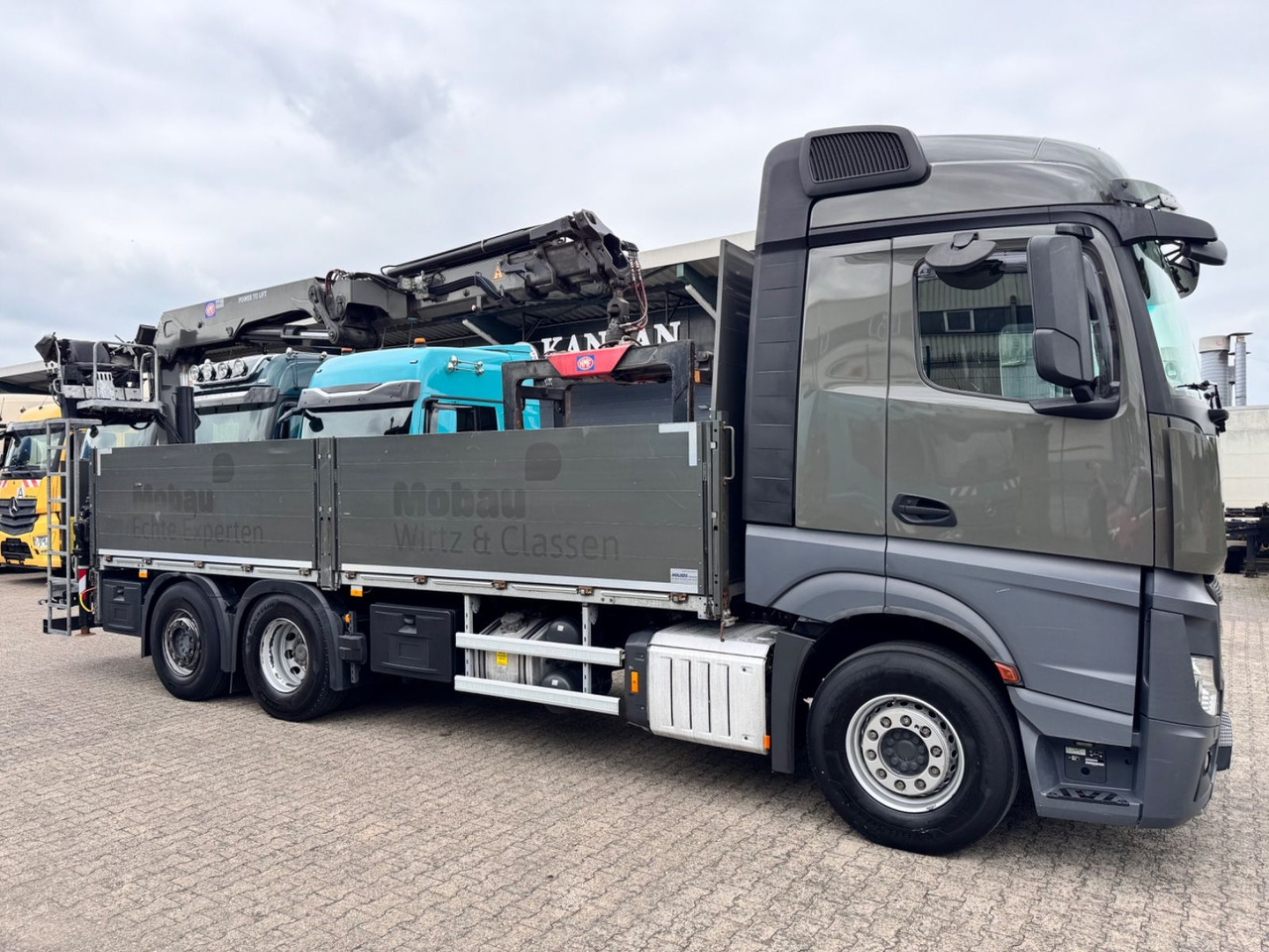 Mercedes-Benz 2545 Actros 4 Baustoffkran HMF Hochdach - Kravas auto ar manipulatoru: foto 5 Mercedes-Benz 2545 Actros 4 Baustoffkran HMF Hochdach - Kravas auto ar manipulatoru: foto 5