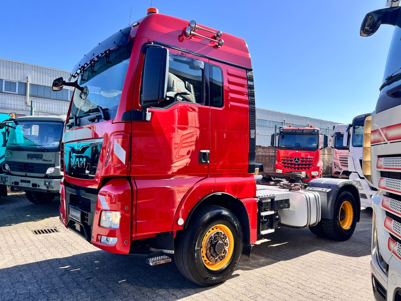 MAN TGX 18.510 XLX 4x4H BLS - HydroDrive TOP TÜV NEU - Vilcējs: foto 2 MAN TGX 18.510 XLX 4x4H BLS - HydroDrive TOP TÜV NEU - Vilcējs: foto 2