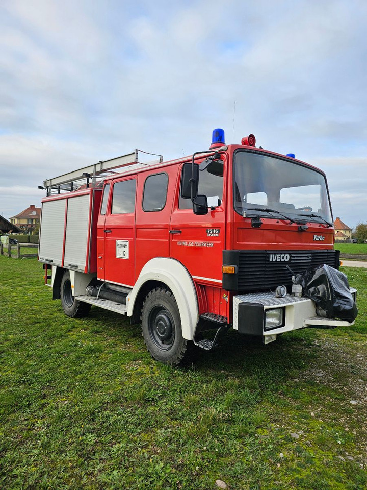 Iveco ! MAUTFREI ! IVECO 75-16 Allrad Feuerwehr 7,49t - Ugunsdzēsēju mašīna: foto 1 Iveco ! MAUTFREI ! IVECO 75-16 Allrad Feuerwehr 7,49t - Ugunsdzēsēju mašīna: foto 1