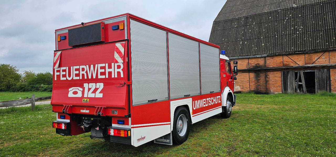 Mercedes-Benz Feuerwehr 4 Sitzer Klima SK1827 V6 Traumzustand - Kravas automašīna: foto 4 Mercedes-Benz Feuerwehr 4 Sitzer Klima SK1827 V6 Traumzustand - Kravas automašīna: foto 4