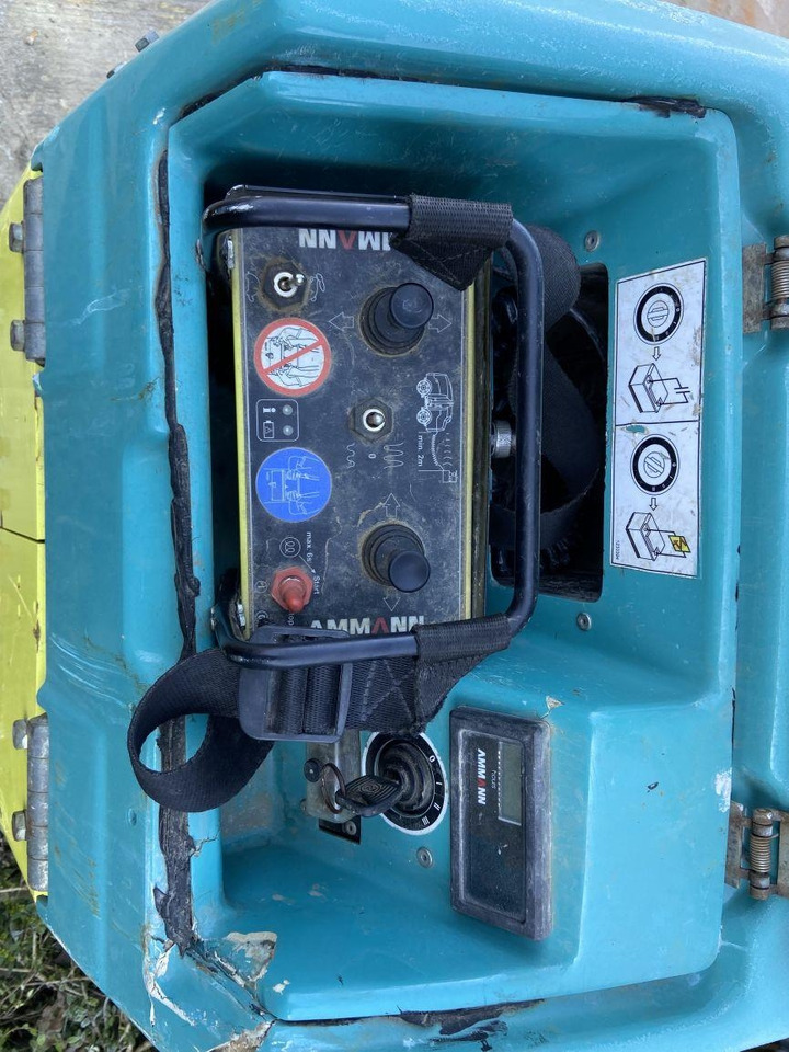 Ammann Rammax 1575 (1324) - Vibrorullis: foto 4 Ammann Rammax 1575 (1324) - Vibrorullis: foto 4