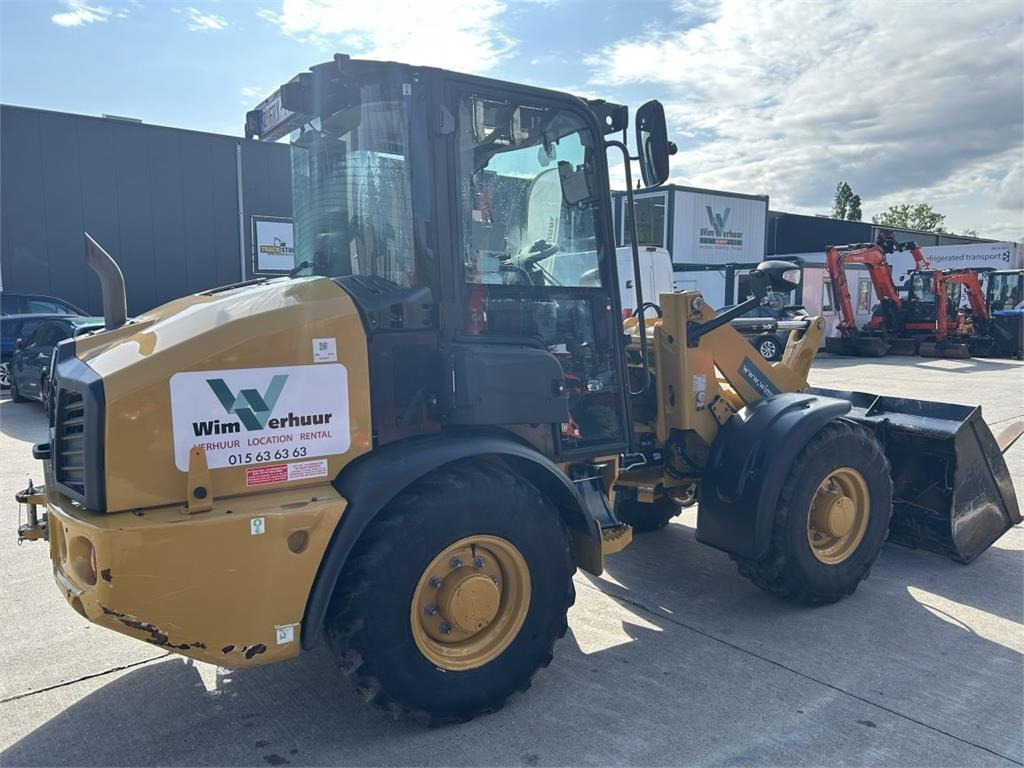 CAT 906 (9145) - Mini iekrāvējs: foto 4 CAT 906 (9145) - Mini iekrāvējs: foto 4