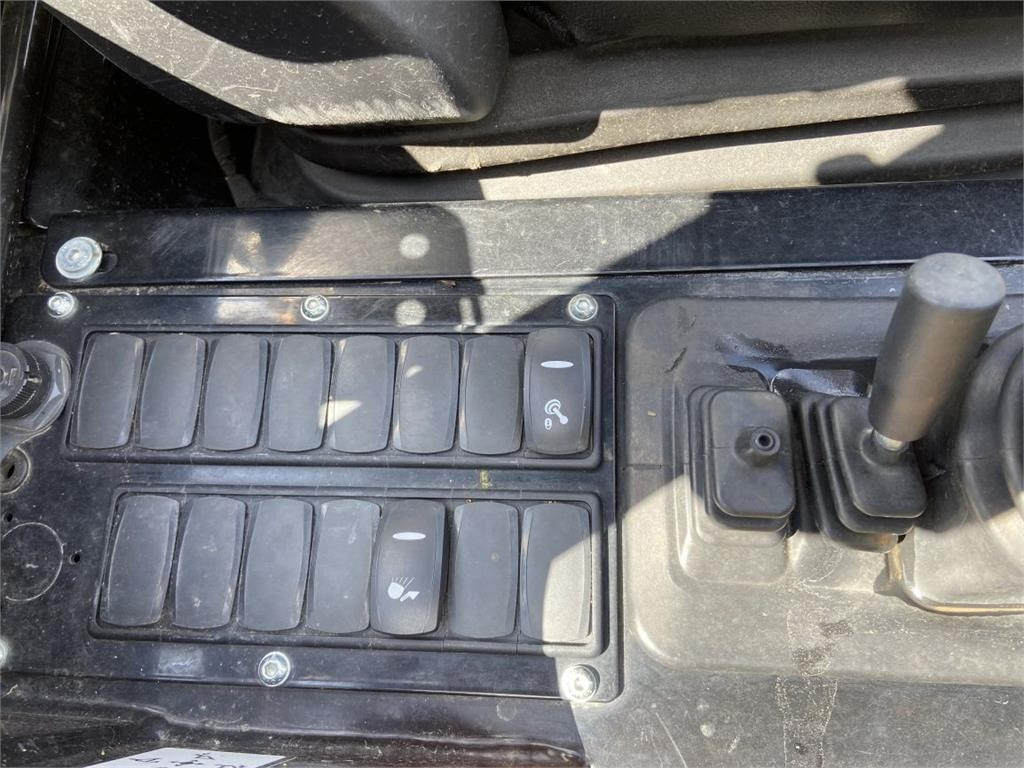 Mini iekrāvējs GiANT G2700 Xtra HD (6436): foto 11 Mini iekrāvējs GiANT G2700 Xtra HD (6436): foto 11