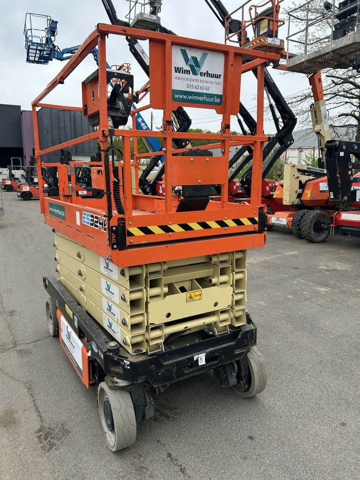 JLG 3246ES (6778) - Šķērveida pacēlājs: foto 3 JLG 3246ES (6778) - Šķērveida pacēlājs: foto 3