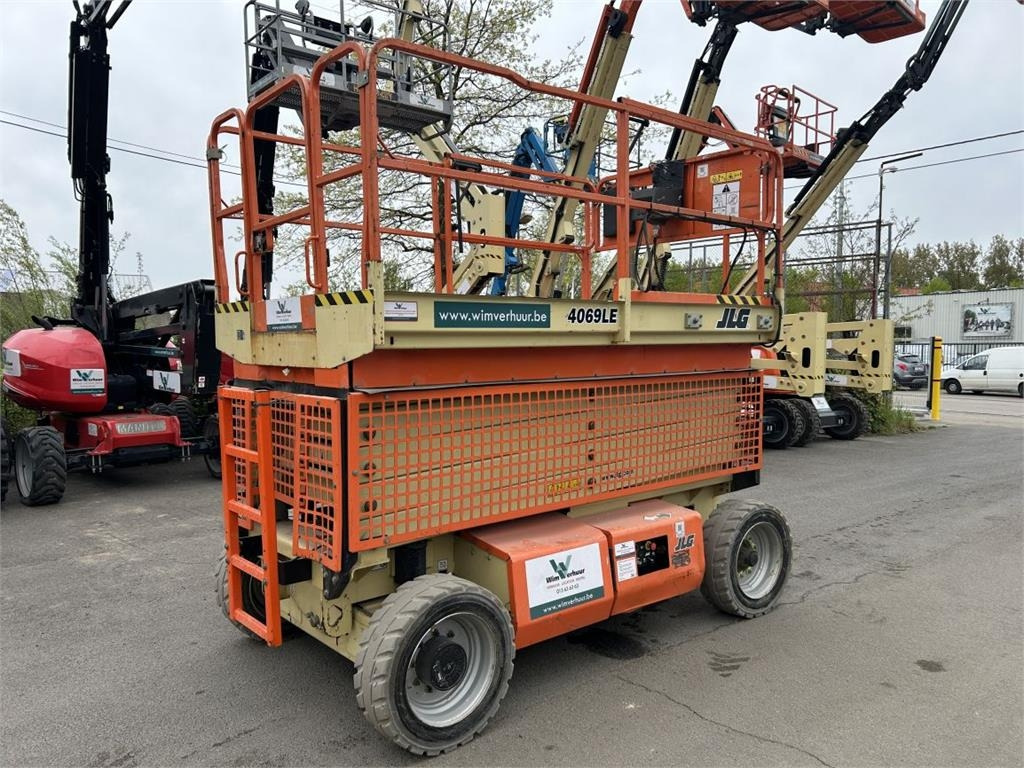 JLG 4069 LE (3614) - Šķērveida pacēlājs: foto 1 JLG 4069 LE (3614) - Šķērveida pacēlājs: foto 1