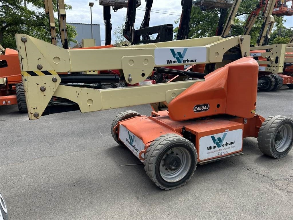 JLG E450AJ (2005) - Izlices pacēlājs: foto 5 JLG E450AJ (2005) - Izlices pacēlājs: foto 5