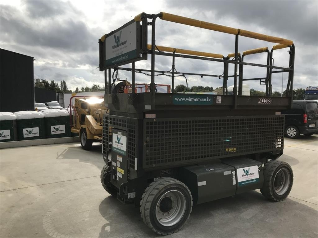 JLG M3369 (4331) - Šķērveida pacēlājs: foto 4 JLG M3369 (4331) - Šķērveida pacēlājs: foto 4