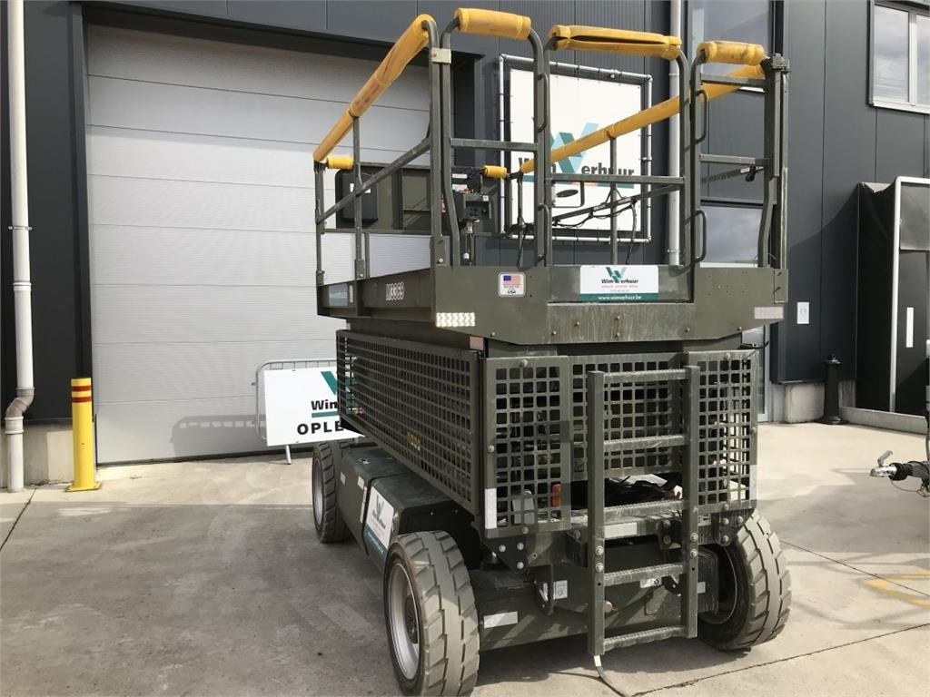 JLG M3369 (4331) - Šķērveida pacēlājs: foto 1 JLG M3369 (4331) - Šķērveida pacēlājs: foto 1