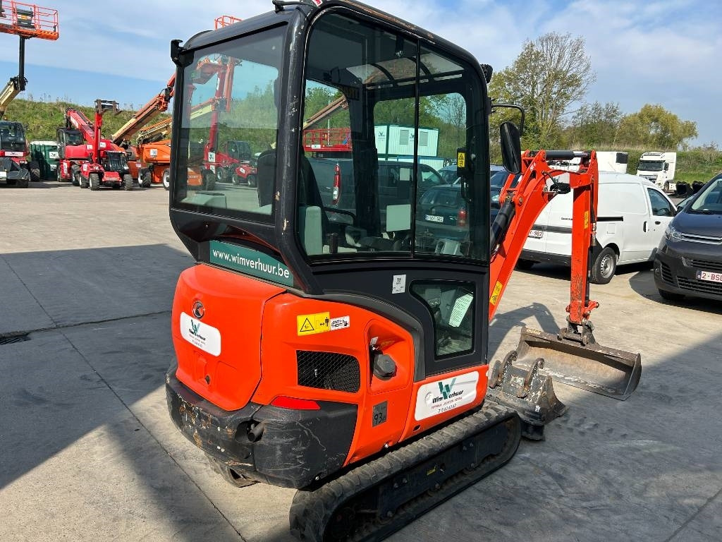 Kubota KX 019-4 - Mini-ekskavators: foto 4 Kubota KX 019-4 - Mini-ekskavators: foto 4