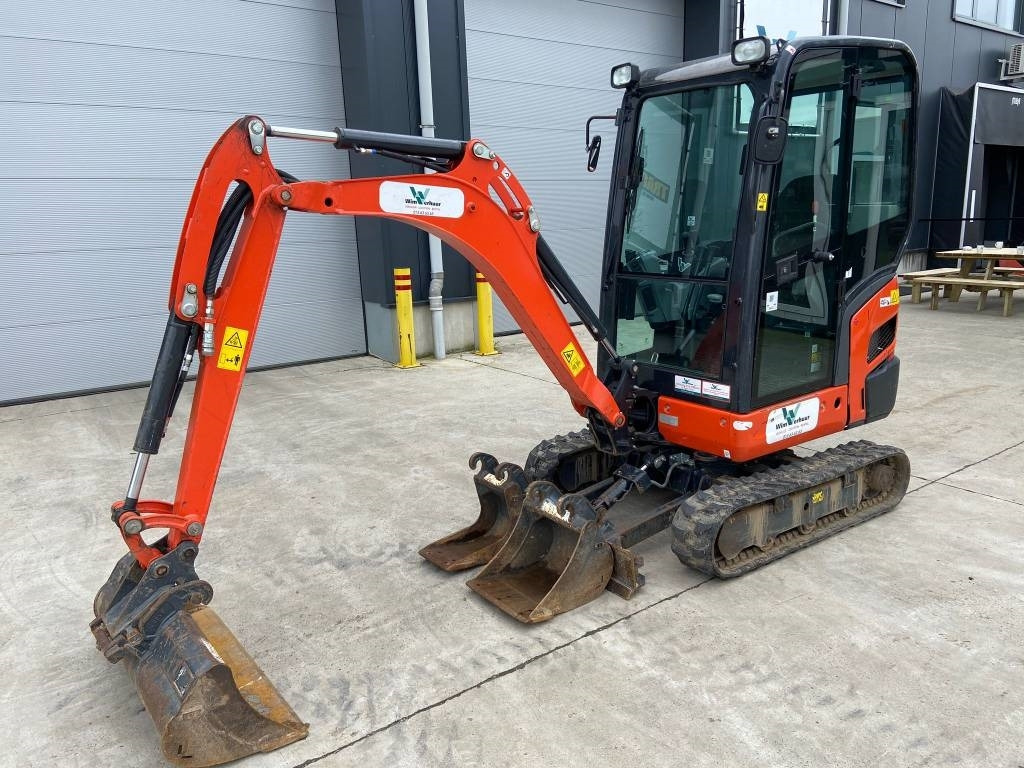 Kubota KX 019-4 - Mini-ekskavators: foto 3 Kubota KX 019-4 - Mini-ekskavators: foto 3