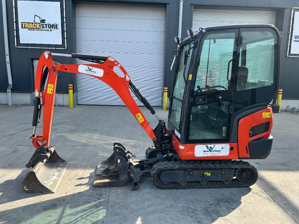 Kubota KX 019-4 - Mini-ekskavators: foto 1 Kubota KX 019-4 - Mini-ekskavators: foto 1