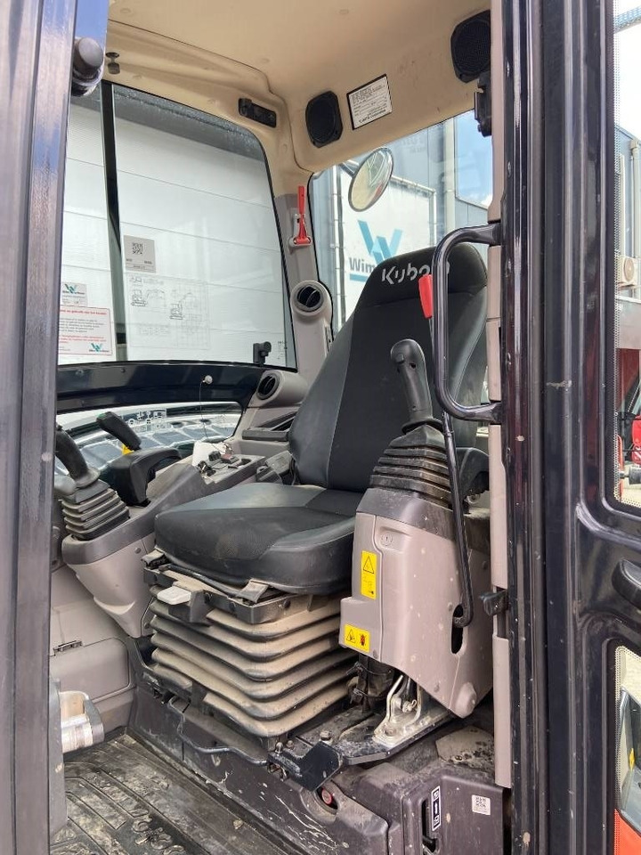 Mini-ekskavators Kubota U 50-5: foto 17