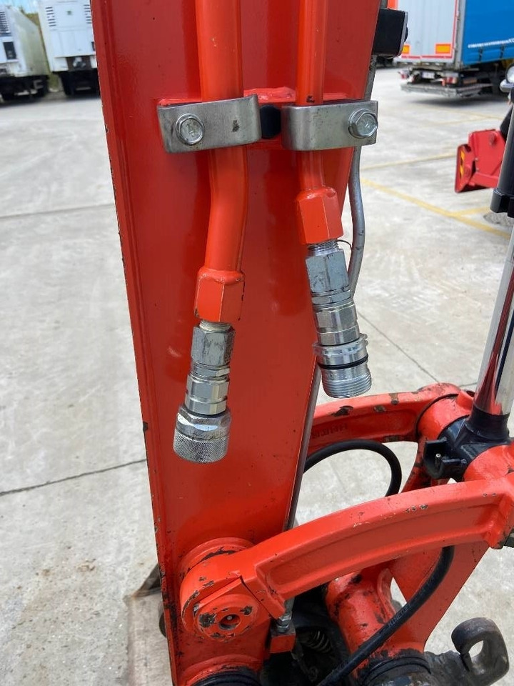 Mini-ekskavators Kubota U 50-5: foto 13