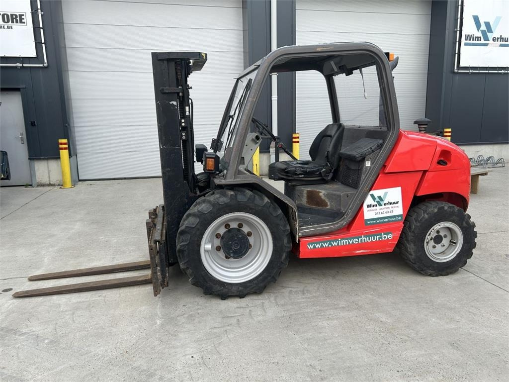 Manitou MH25-4 - Bezceļu autokrāvējs: foto 1 Manitou MH25-4 - Bezceļu autokrāvējs: foto 1