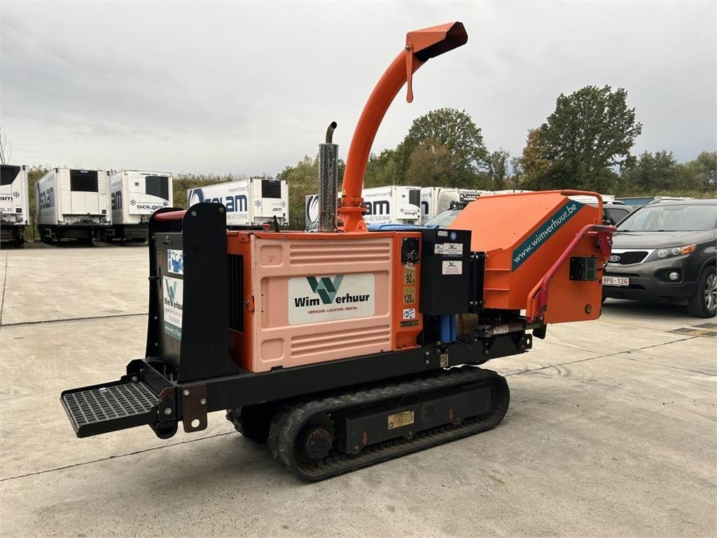 Timberwolf TW230VTR (3008) - Šķeldotājs: foto 3 Timberwolf TW230VTR (3008) - Šķeldotājs: foto 3
