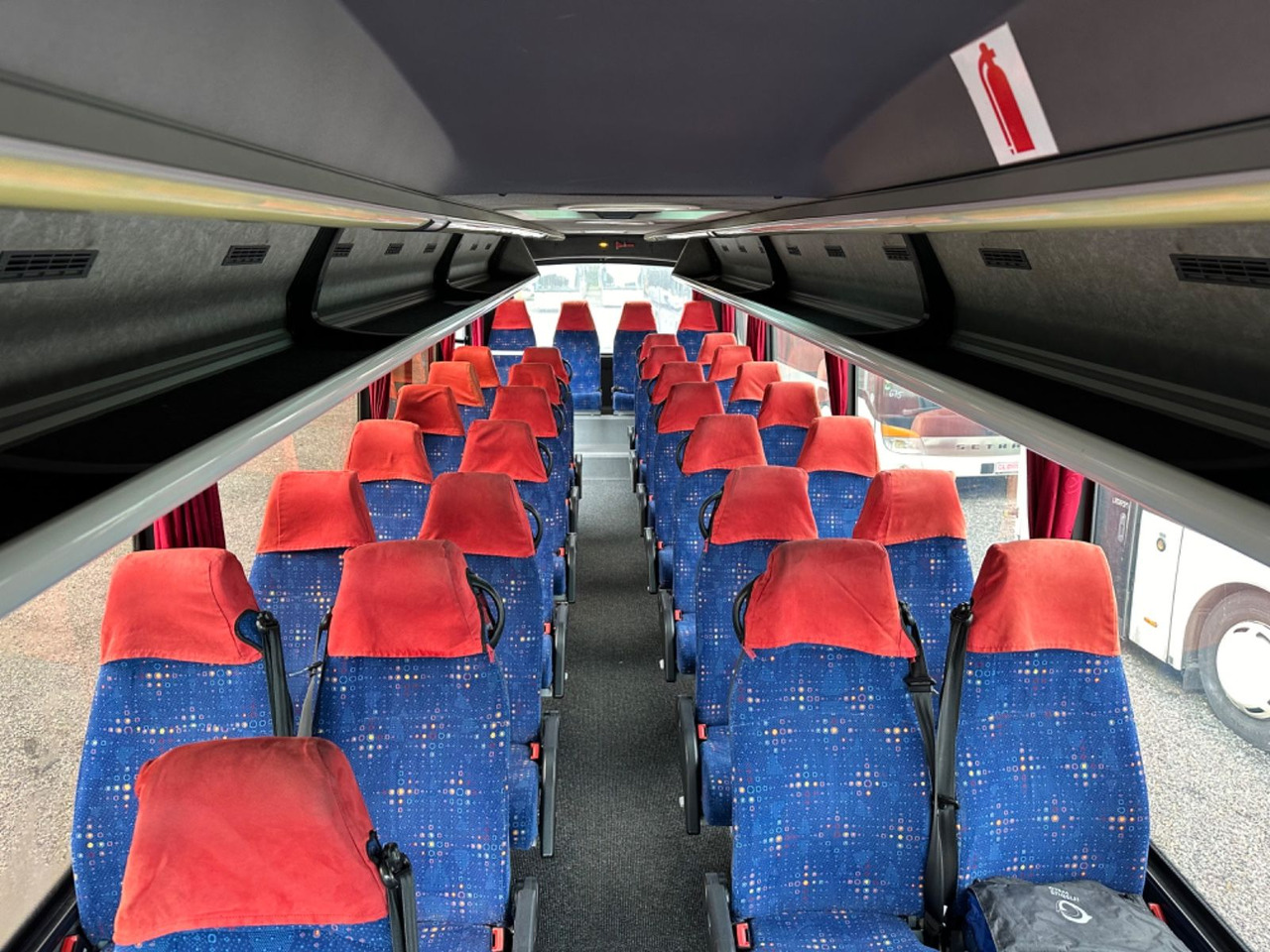 Iveco Kapena Tema 100 (32*Sitze*DE*TOP*Schalt) O510 Iveco Kapena Tema 100 , O 510, 818, Rapido - Mikroautobuss, Pasažieru furgons: foto 5 Iveco Kapena Tema 100 (32*Sitze*DE*TOP*Schalt) O510 Iveco Kapena Tema 100 , O 510, 818, Rapido - Mikroautobuss, Pasažieru furgons: foto 5