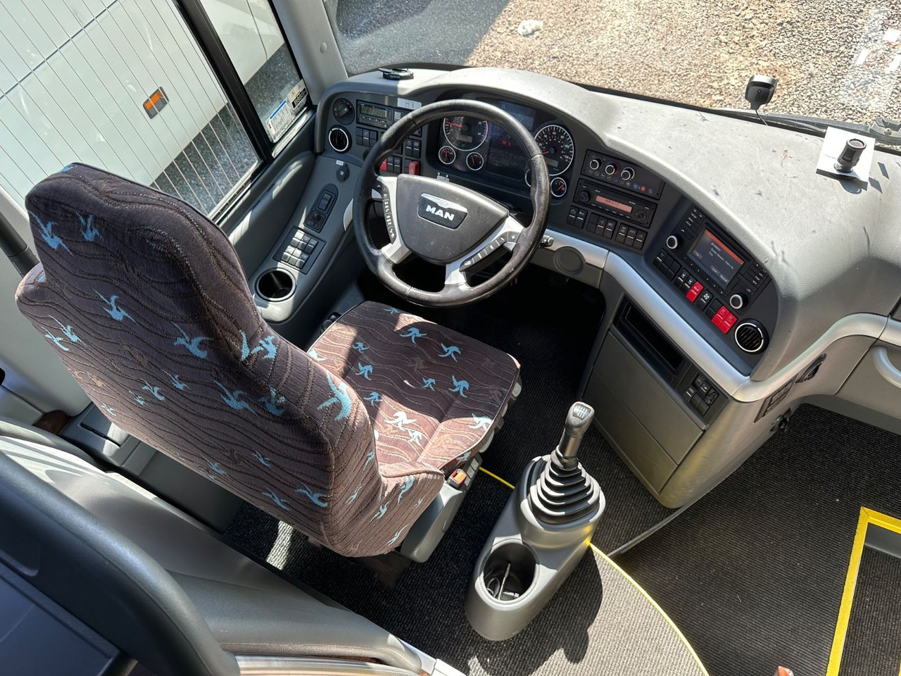 MAN R08 Lions Coach L (60 Sitze*Schalt) - Starppilsētu autobuss: foto 5 MAN R08 Lions Coach L (60 Sitze*Schalt) - Starppilsētu autobuss: foto 5