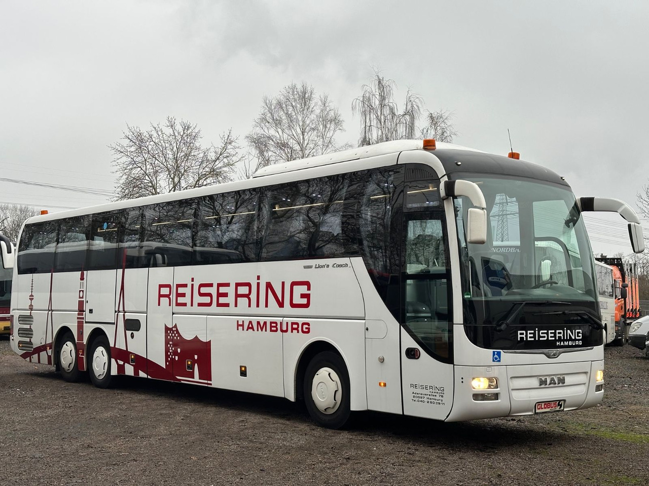MAN R08 Lions Coach L (wenig Km*Behinderten gerecht) MAN R08 Lions Coach L (wenig Km*Behinderten gerecht) - Starppilsētu autobuss: foto 2 MAN R08 Lions Coach L (wenig Km*Behinderten gerecht) MAN R08 Lions Coach L (wenig Km*Behinderten gerecht) - Starppilsētu autobuss: foto 2