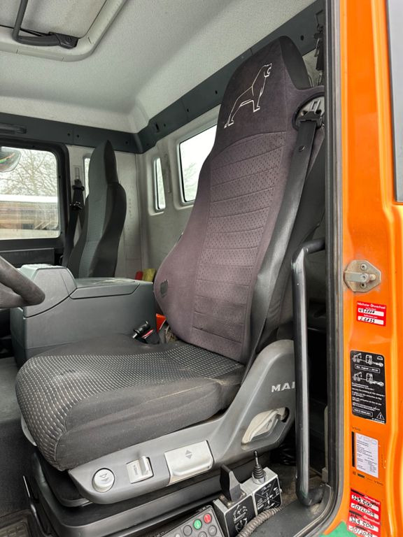 MAN TGS 26.400 6X2-2 BL Meille RK 20.70 Absetzkipper MAN TGS 26.400 6X2-2 BL Meille RK 20.70 Absetzkipper - Būvgružu konteineru vedējs: foto 4 MAN TGS 26.400 6X2-2 BL Meille RK 20.70 Absetzkipper MAN TGS 26.400 6X2-2 BL Meille RK 20.70 Absetzkipper - Būvgružu konteineru vedējs: foto 4