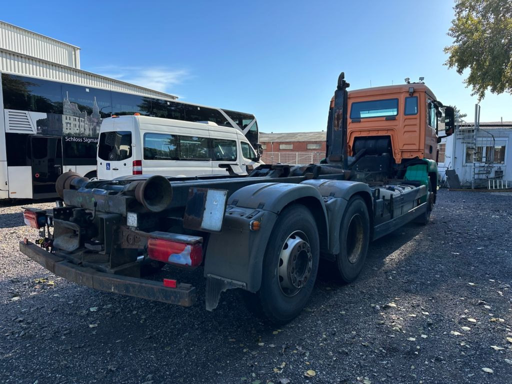 MAN TGS 26.400 6X2-2 BL Meille RK 20.70 Absetzkipper MAN TGS 26.400 6X2-2 BL Meille RK 20.70 Absetzkipper - Būvgružu konteineru vedējs: foto 2 MAN TGS 26.400 6X2-2 BL Meille RK 20.70 Absetzkipper MAN TGS 26.400 6X2-2 BL Meille RK 20.70 Absetzkipper - Būvgružu konteineru vedējs: foto 2