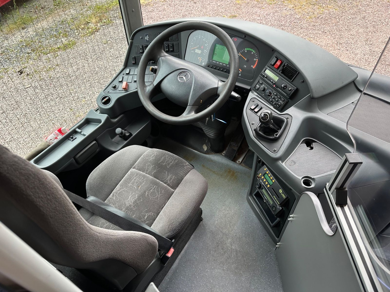 Mercedes-Benz O550 Integro (56 Sitze*Klima*Schalt) - Piepilsētas autobuss: foto 5 Mercedes-Benz O550 Integro (56 Sitze*Klima*Schalt) - Piepilsētas autobuss: foto 5