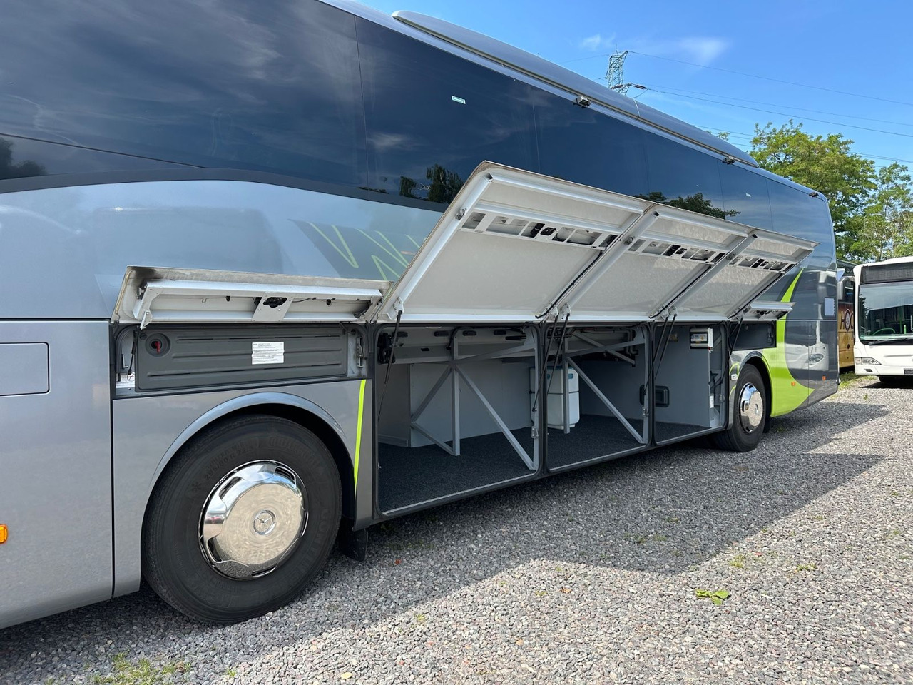 Mercedes-Benz Tourismo E 15 RHD (wenig Km*TOP*DE) - Starppilsētu autobuss: foto 5 Mercedes-Benz Tourismo E 15 RHD (wenig Km*TOP*DE) - Starppilsētu autobuss: foto 5