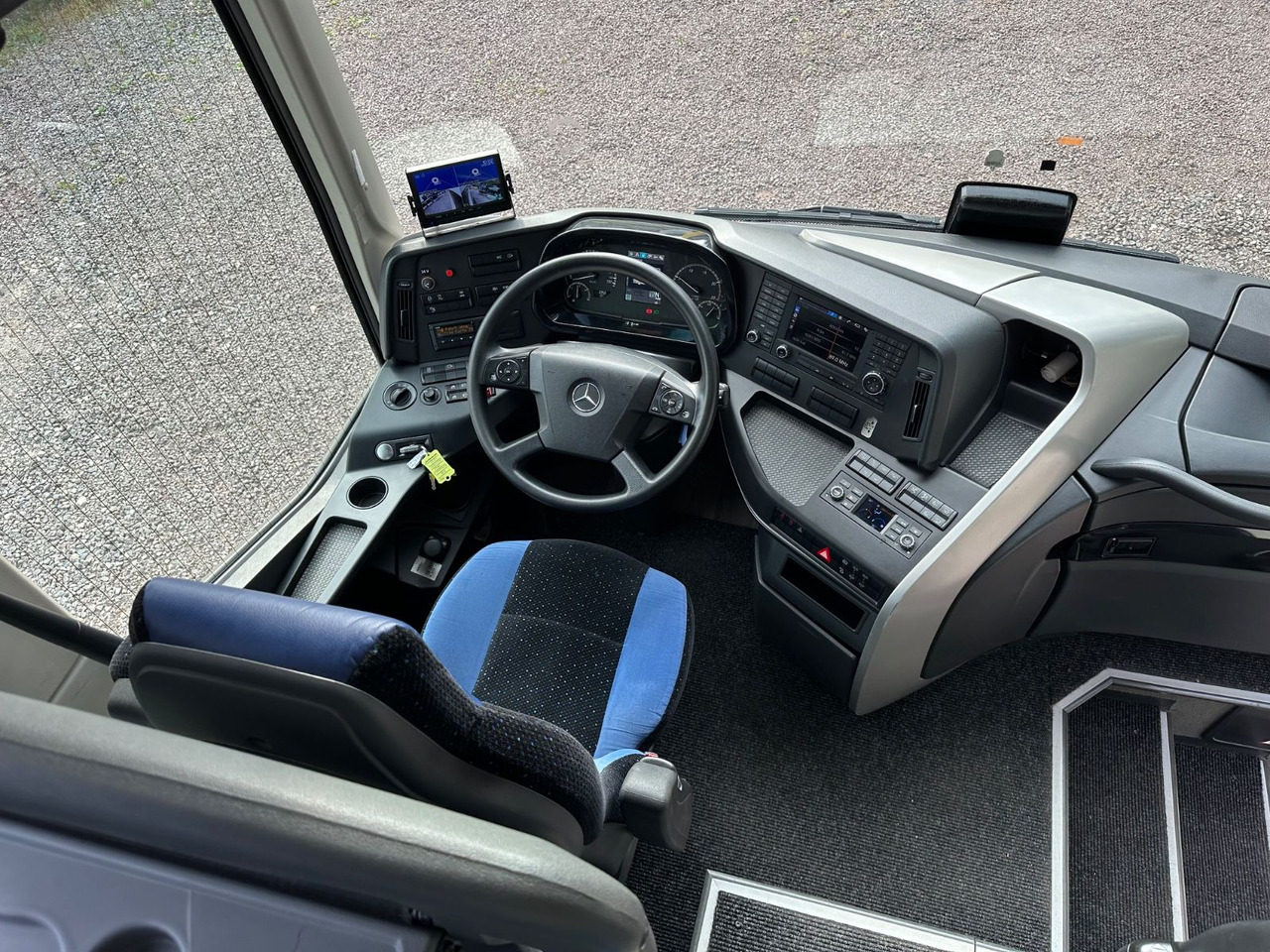 Mercedes-Benz Tourismo E 16 RHD-M/2A (wenig Km*TOP*61 Sitze) - Starppilsētu autobuss: foto 5 Mercedes-Benz Tourismo E 16 RHD-M/2A (wenig Km*TOP*61 Sitze) - Starppilsētu autobuss: foto 5