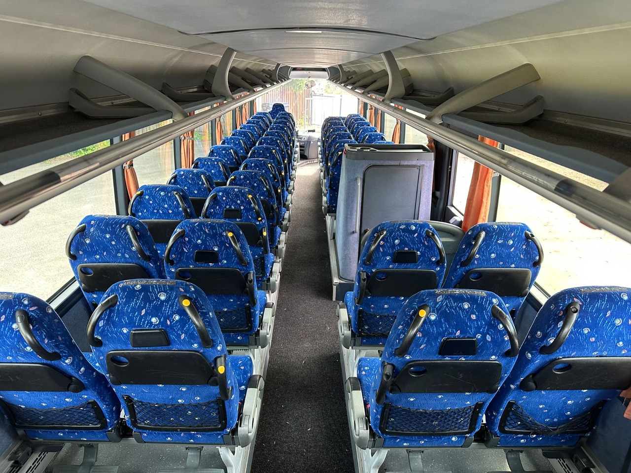 Starppilsētu autobuss Neoplan P25 Trendliner 3516ÜC Klimaanlage*WC*57 Sitze Neoplan P25 Trendliner 3516ÜC Klimaanlage*WC*57 Sitze: foto 17