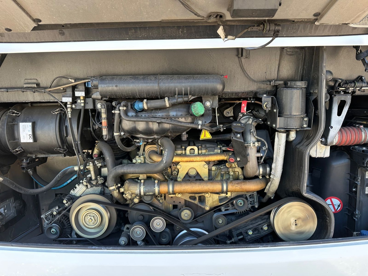 Setra S 415 LE Business (374 tKm*TOP) - Pilsētas autobuss: foto 4 Setra S 415 LE Business (374 tKm*TOP) - Pilsētas autobuss: foto 4